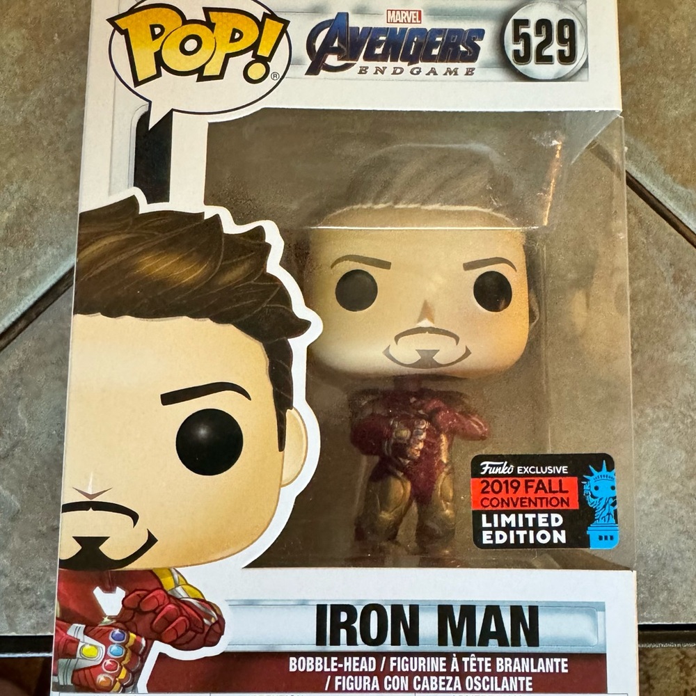 Avengers Endgame Iron Man(Gauntlet)NYCC Official Sticker Exclusive‎ Funko…